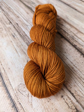 Load image into Gallery viewer, Ready to Ship Tonals: Non-SW Merino Fingering